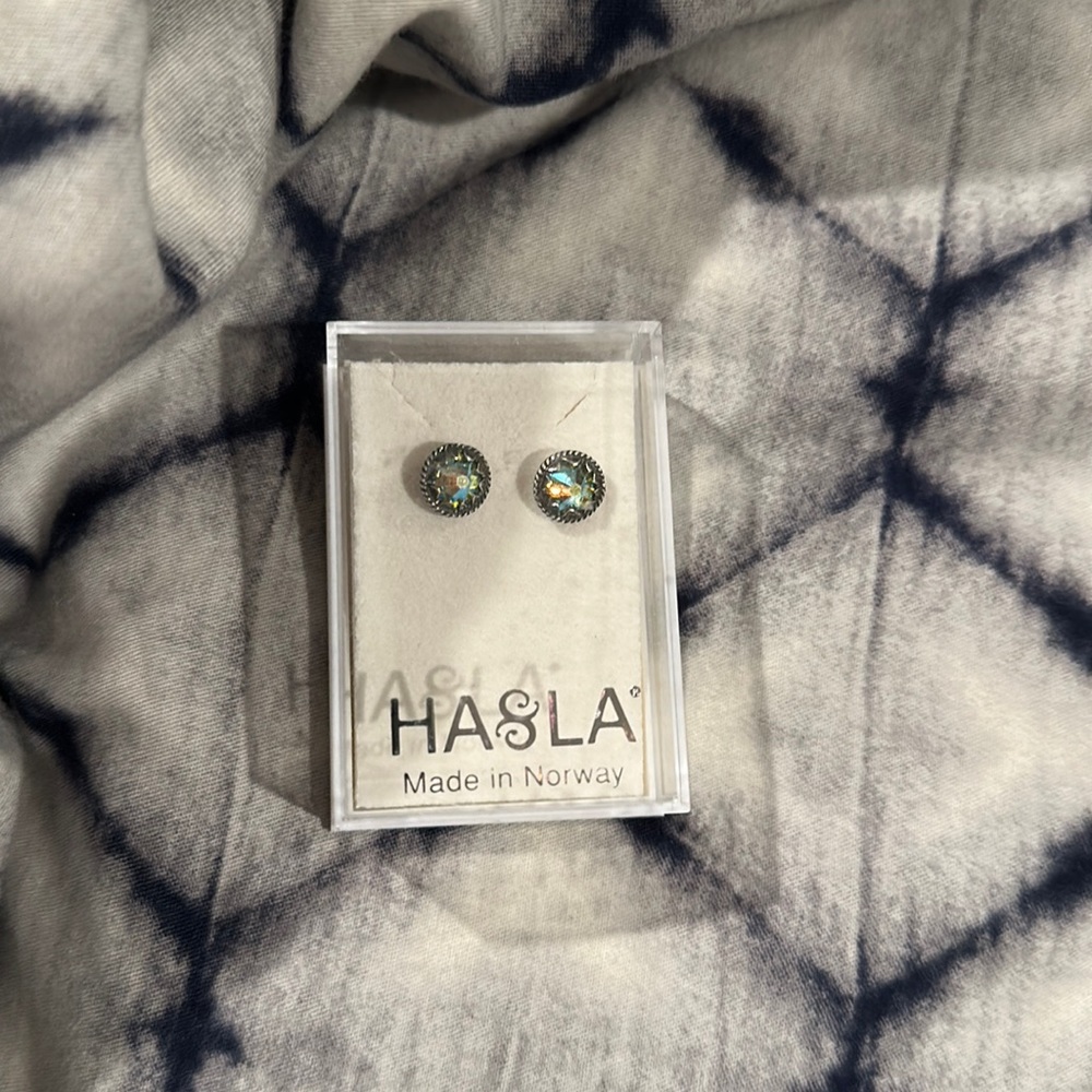 HASLA EARRINGS